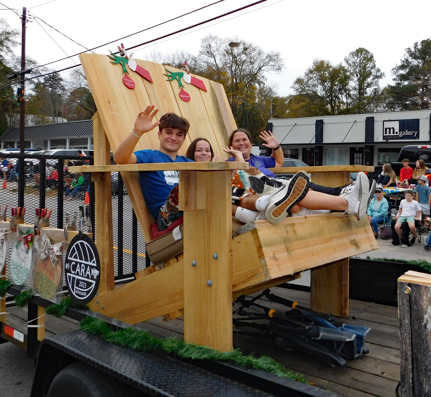 Photos Lexington Christmas parade attracts big crowd Lexington